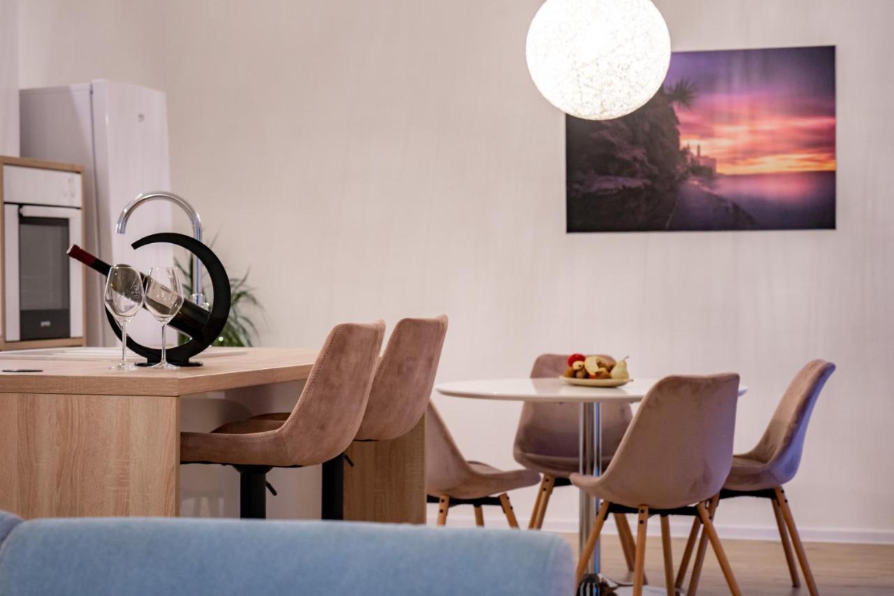 Grguric Apartment Palit