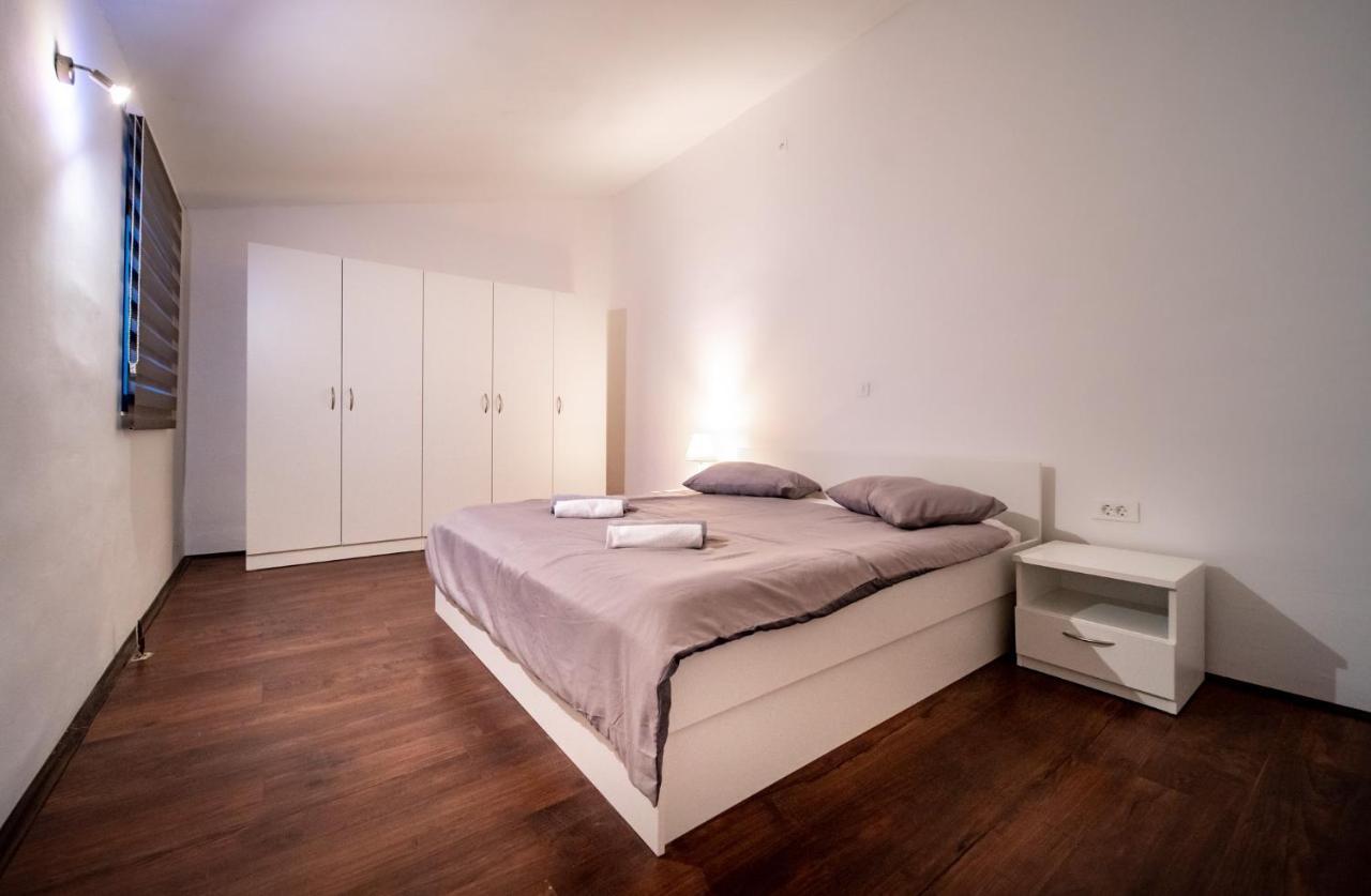 Apartment Grguric Palit