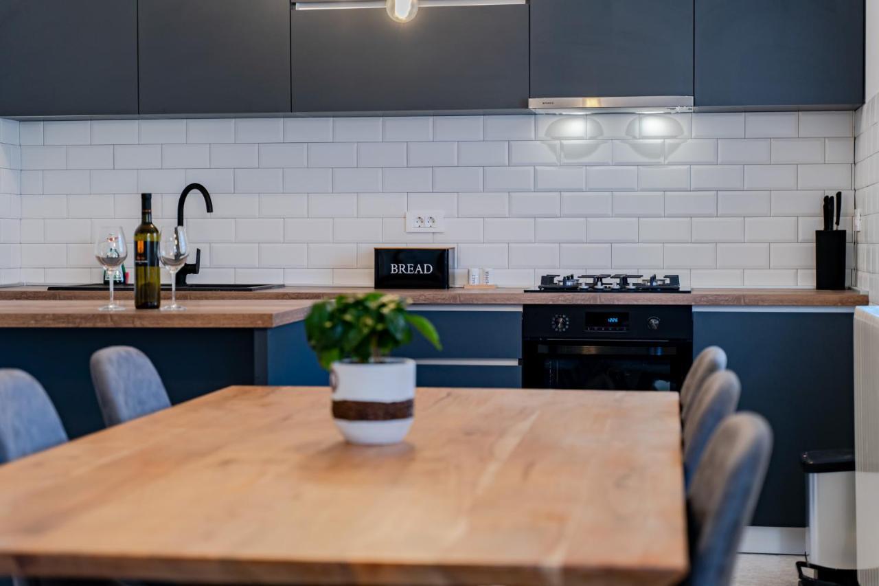 Grguric Apartment Palit