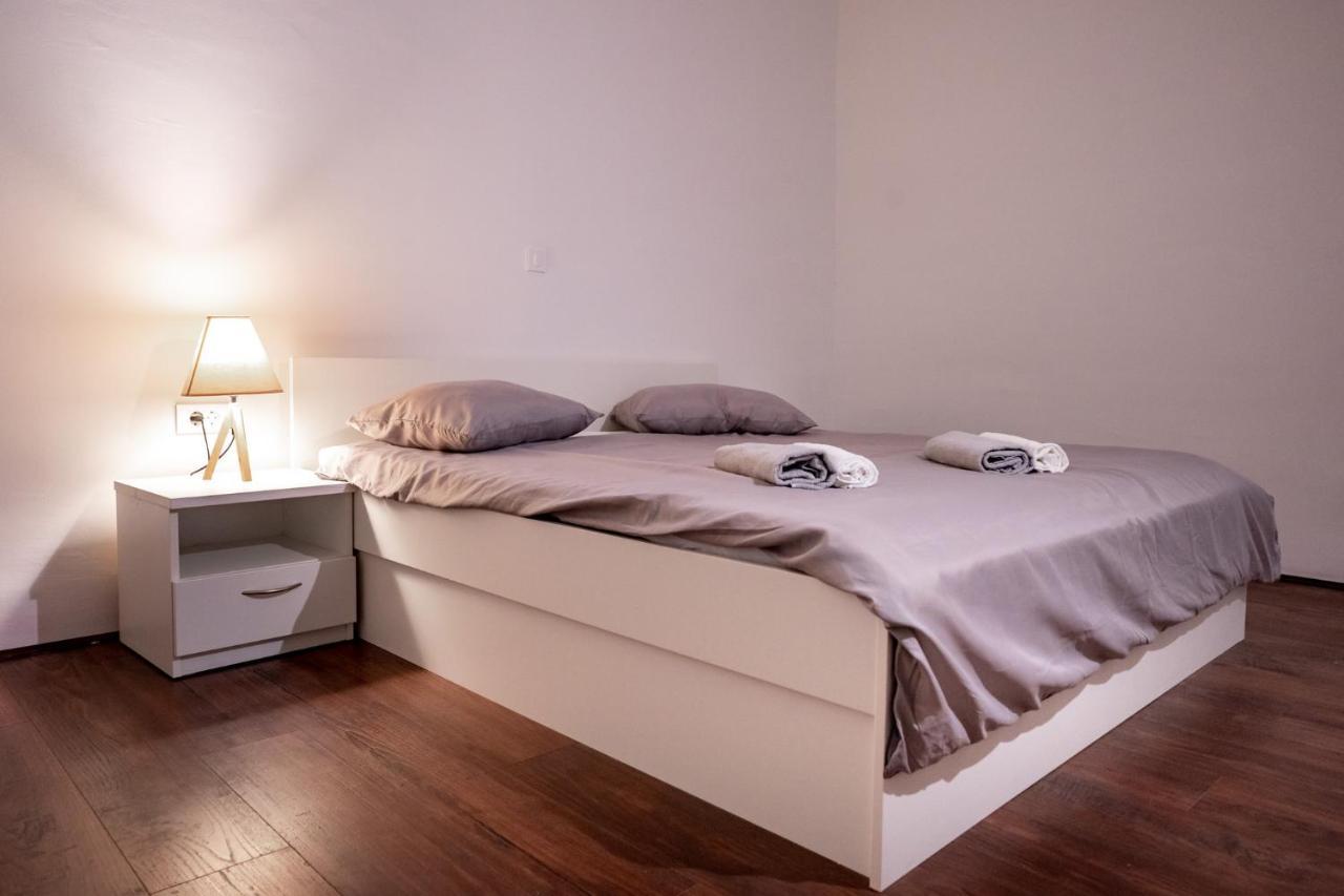Apartment Grguric *
